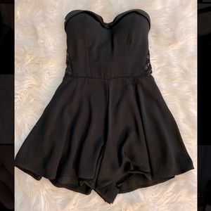 Guess Black Flowy Strapless Romper